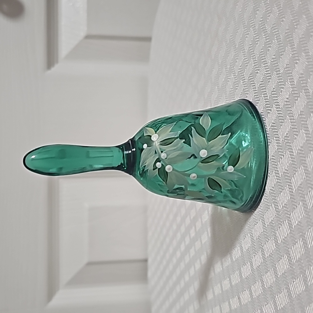 Fenton‎ mini bell